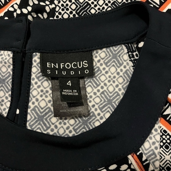 PATTERNED Maxi Dress Size 4 - Picture 9 of 11